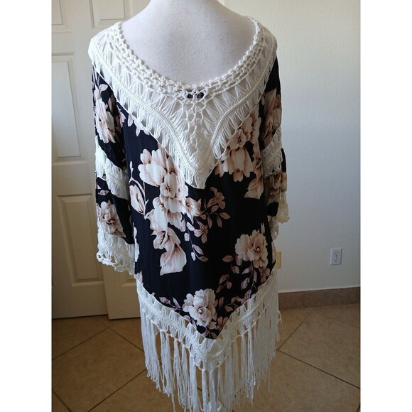 Crochet Fringe V Neck M short Sleeve Peasant Top Floral Tassels Lace Bohemian - Picture 3 of 14